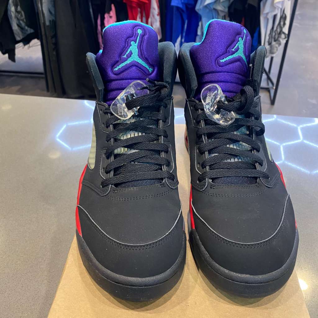 Jordan 5 Retro Top 3 Size 12 CZ1786-001 - Pre-Owned (Replacement Box)