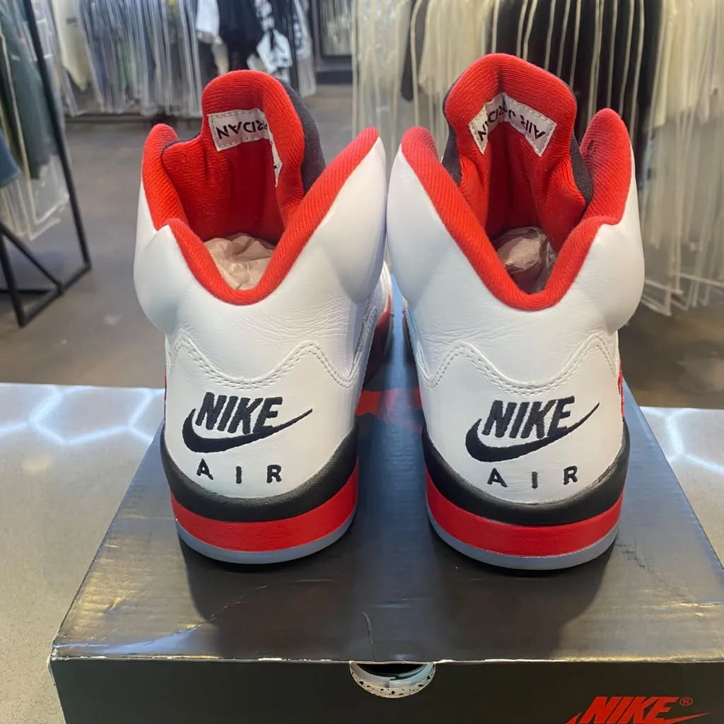 Jordan 5 Retro Fire Red Black Tongue (2025) Size 9 HQ7978-101 - Pre-Owned