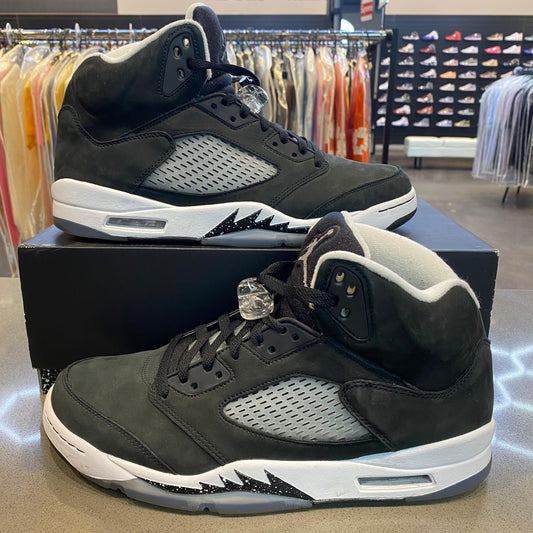 Jordan 5 Retro Moonlight (2021) - Pre-Owned