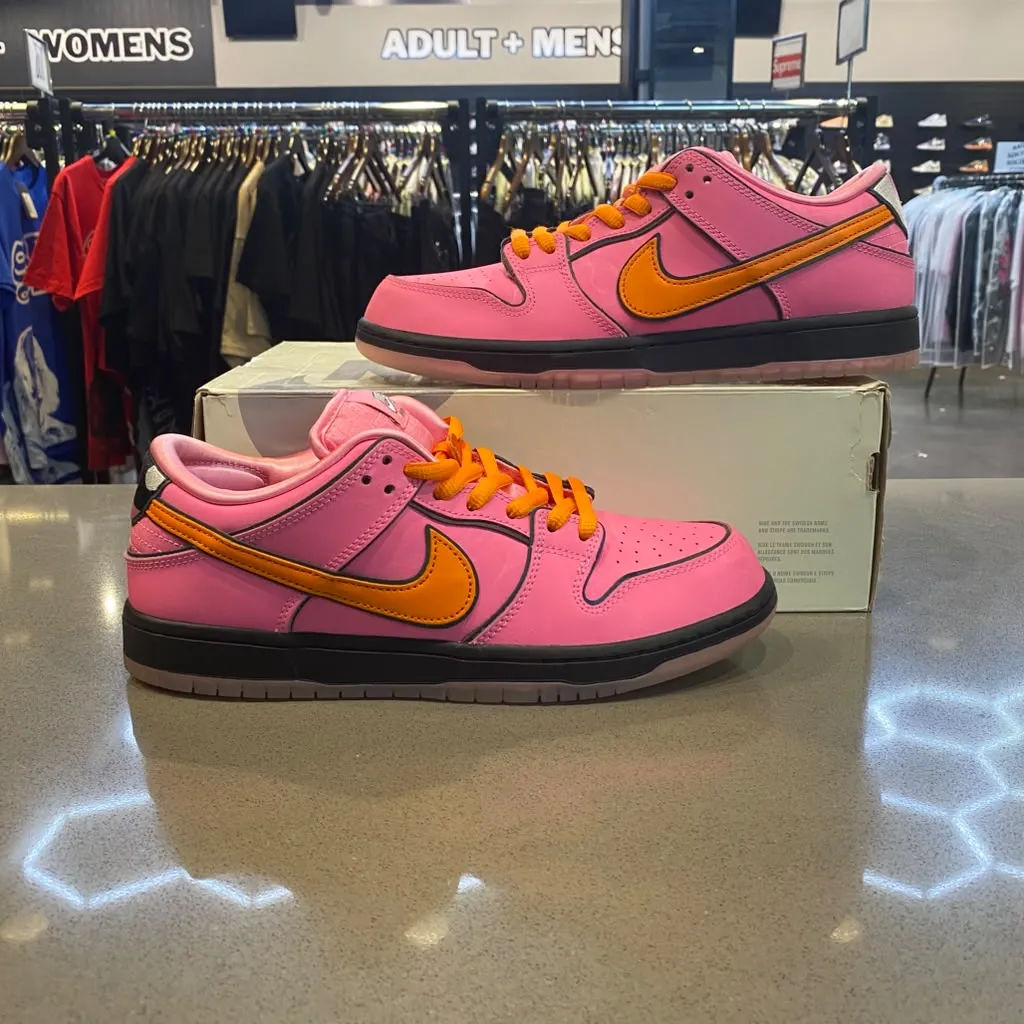 Nike SB Dunk Low The Powerpuff Girls Blossom Size 9.5 FD2631-600 - Pre-Owned