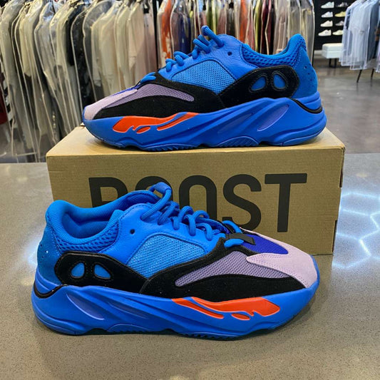 adidas Yeezy Boost 700 Hi-Res Blue Size 9.5 HP6674 - Pre-Owned