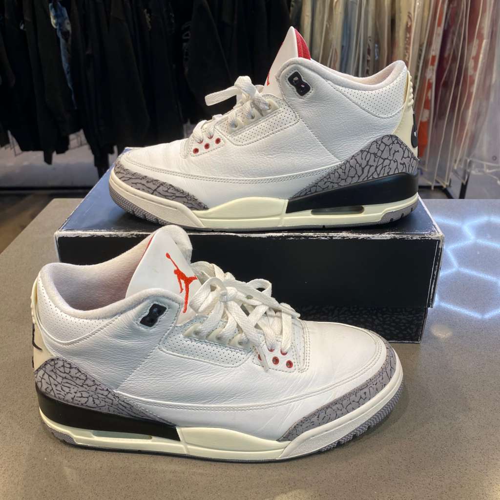 Jordan 3 Retro White Cement Reimagined Size 10 DN3707-100 - Pre-Owned