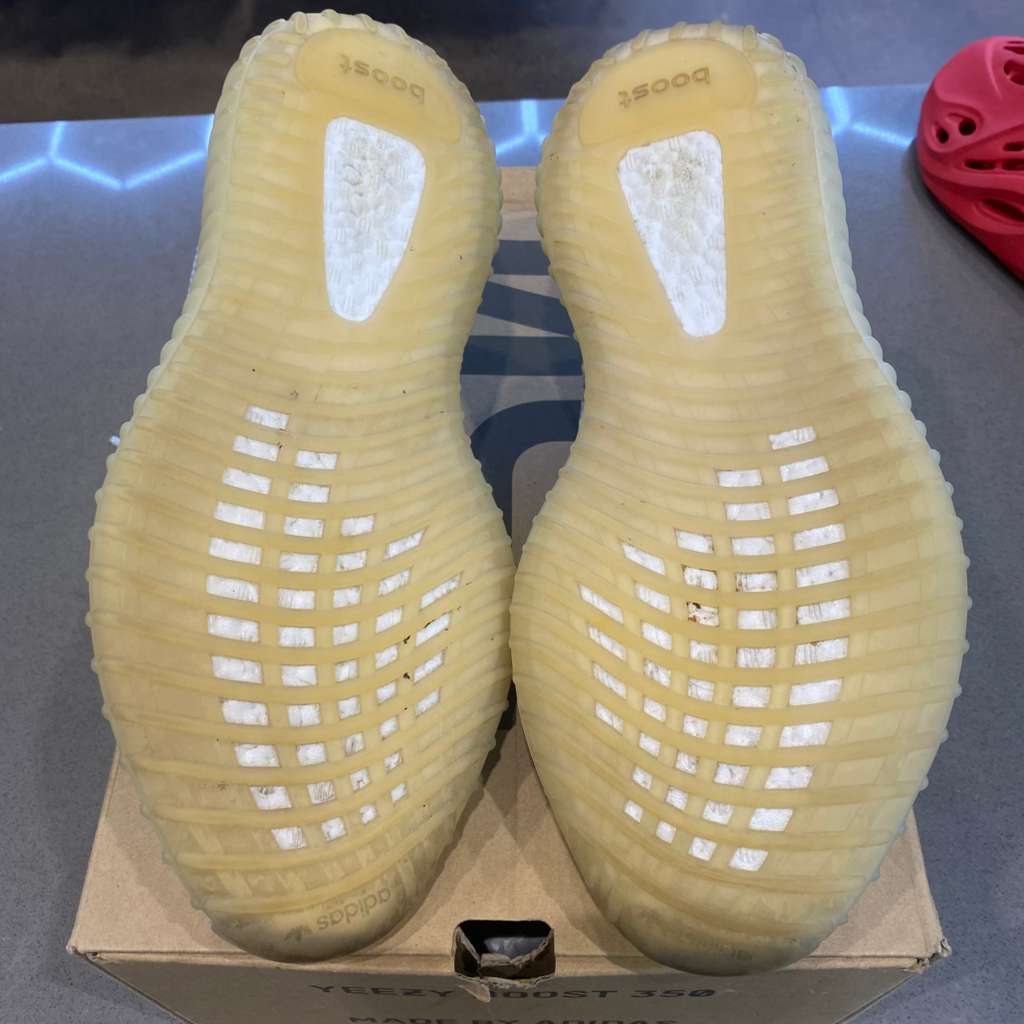 adidas Yeezy Boost 350 V2 Cloud White (Non-Reflective) - Pre-Owned