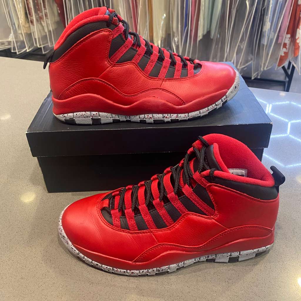 Jordan 10 Retro Bulls Over Broadway - Pre-Owned