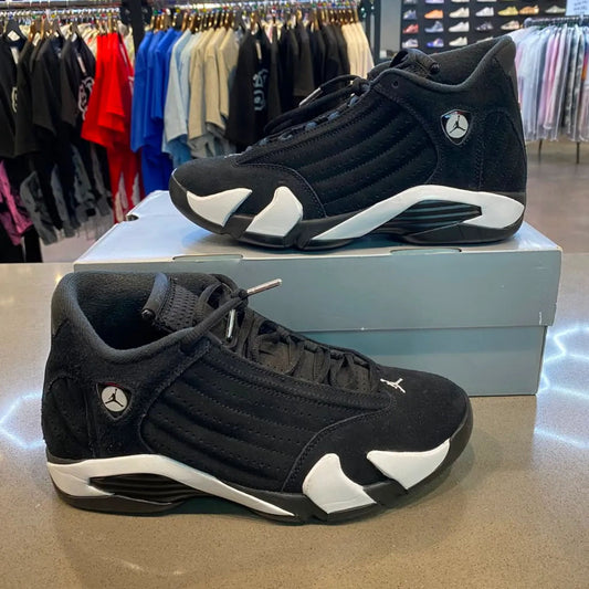 Jordan 14 Retro Black White Size 7M 487471-016 - Pre-Owned