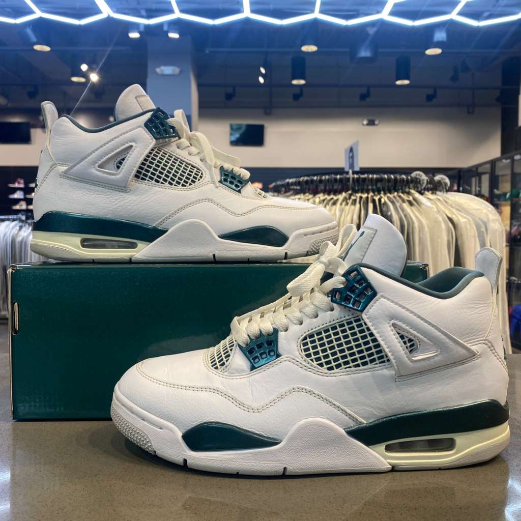 Jordan 4 Retro Oxidized Green Size 8 FQ8138-103 - Pre-Owned