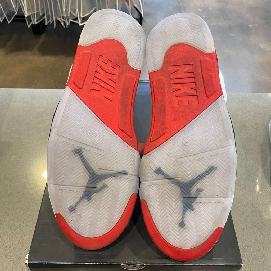 Jordan 5 Retro Fire Red Black Tongue (2025) - Pre-Owned