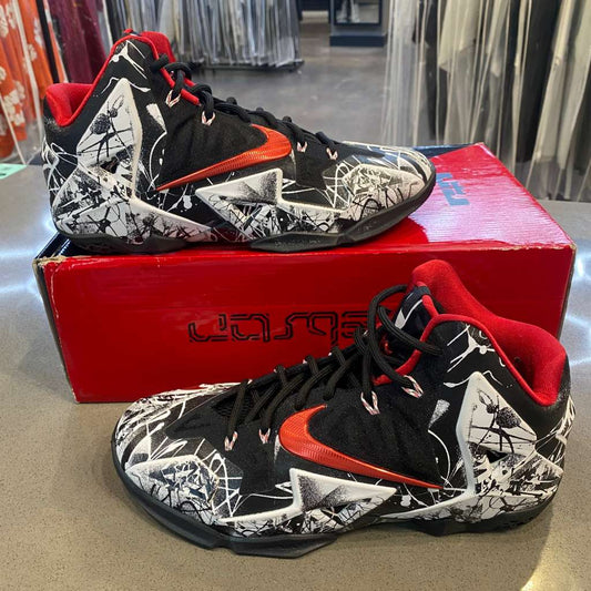Nike LeBron 11 Graffiti - Pre-Owned
