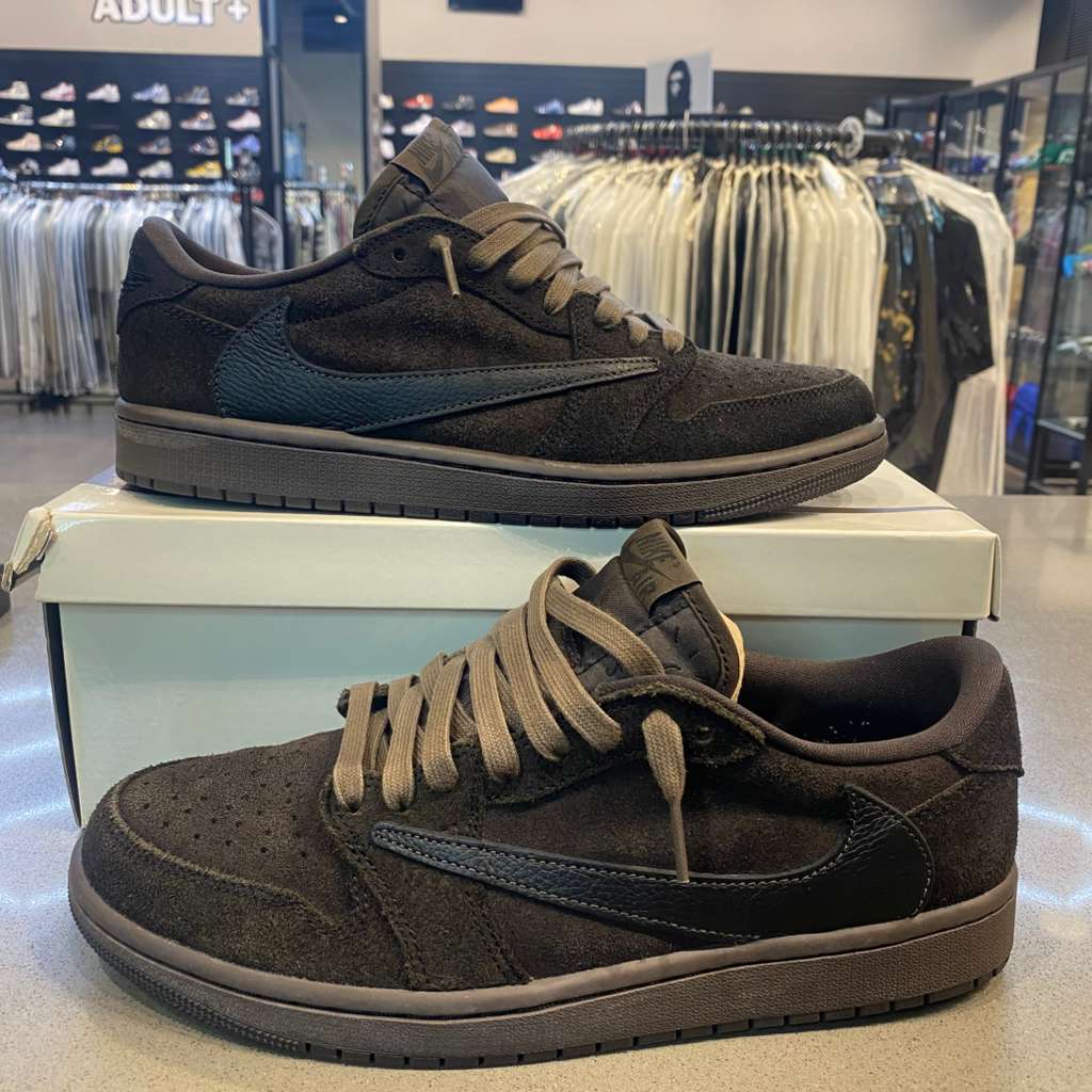 Jordan 1 Retro Low OG SP Travis Scott Velvet Brown Size 9 DM7866-202 - Pre-Owned
