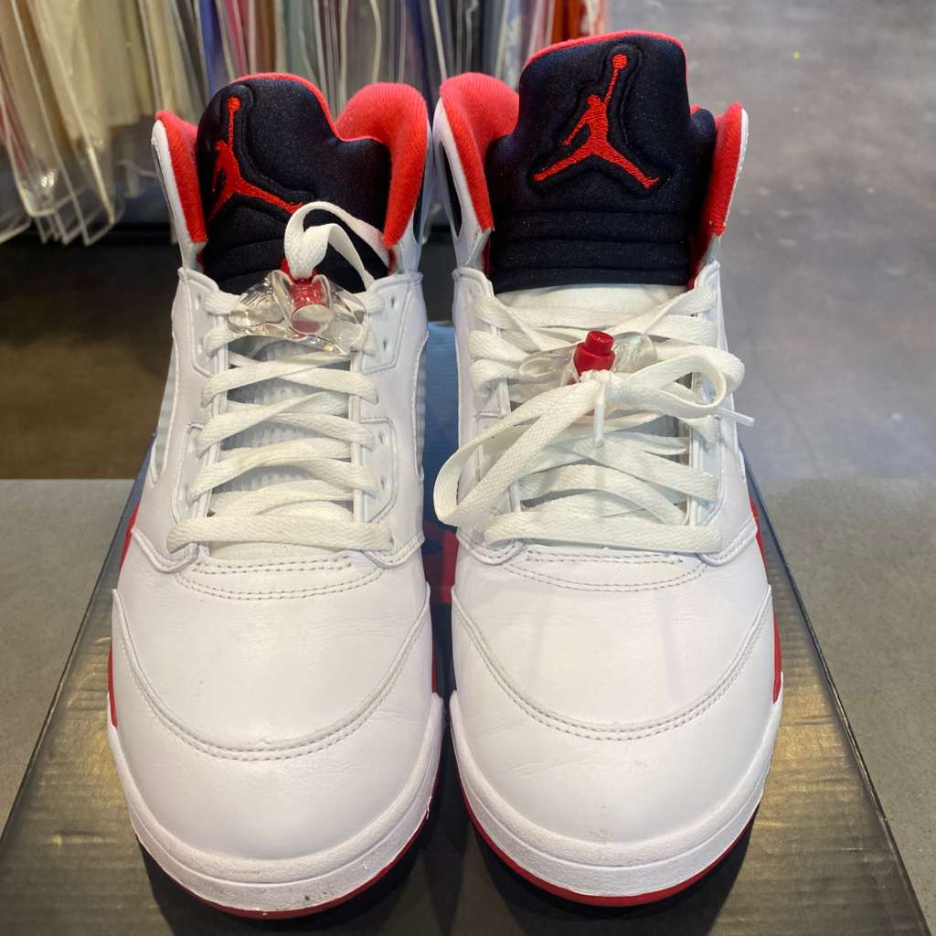Jordan 5 Retro Fire Red Black Tongue (2025) - Pre-Owned