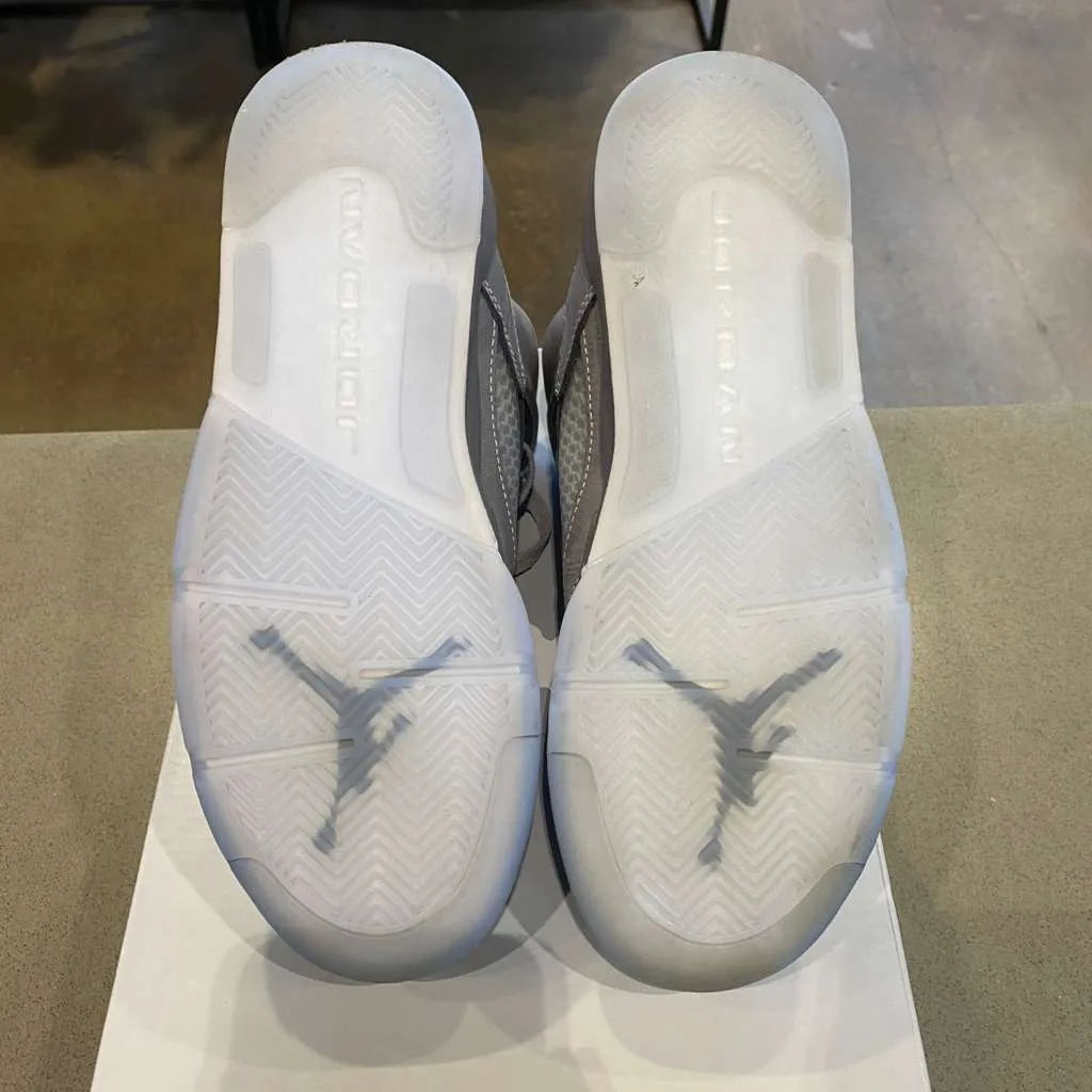 Jordan 5 Retro Wolf Grey (2026) (GS) Size 5.5Y 440888-002 - Pre-Owned