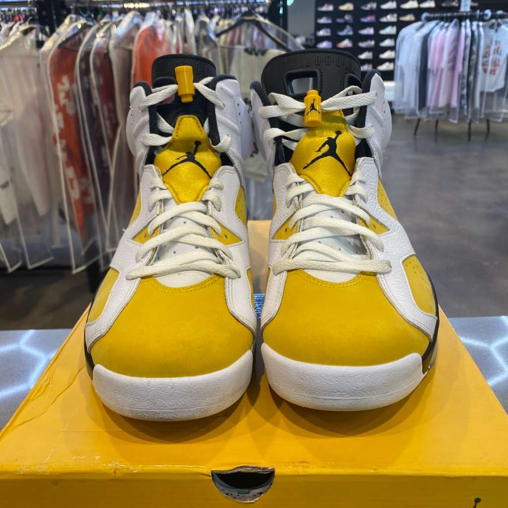 Jordan 6 Retro Yellow Ochre Size 12 CT8529-170 - Pre-Owned