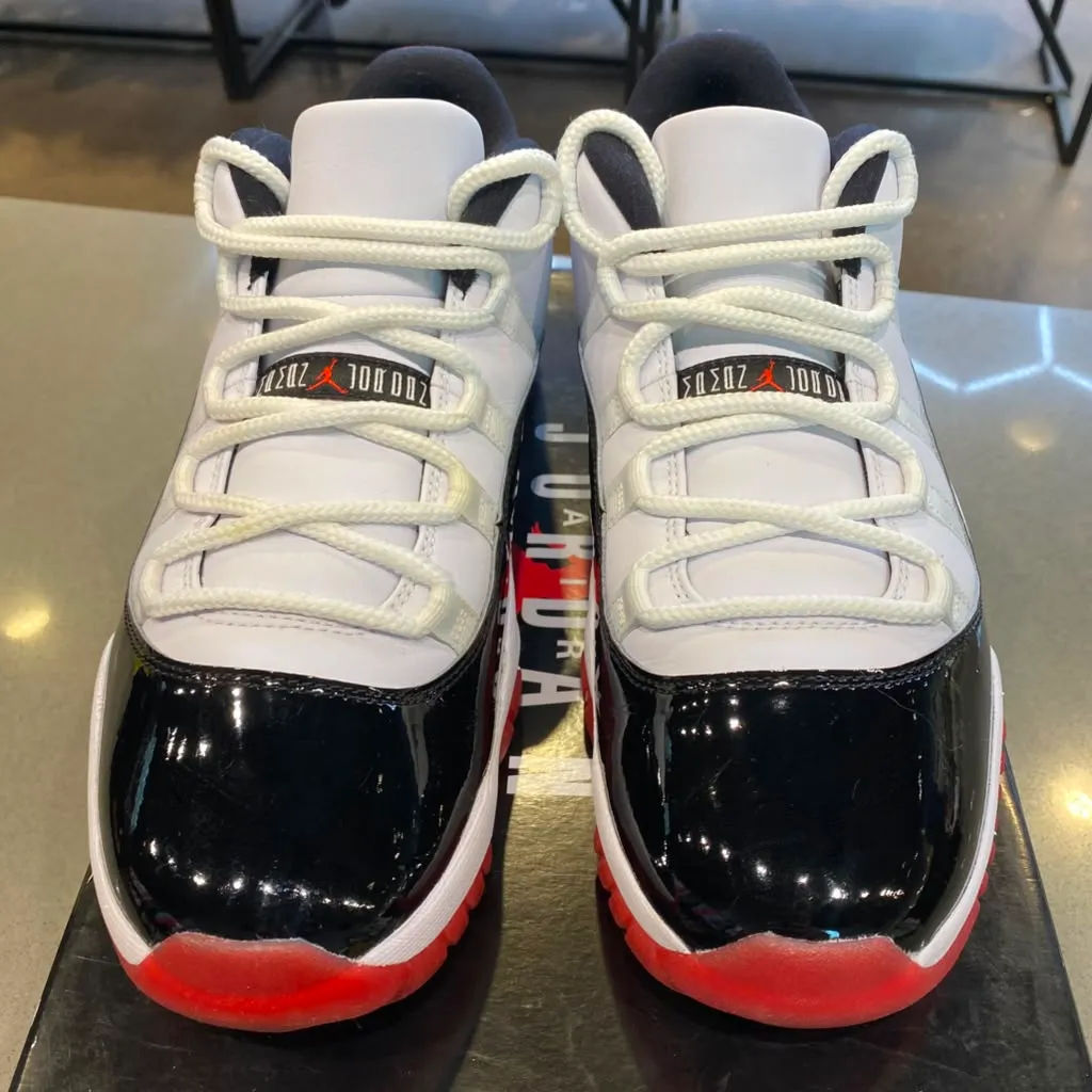 Jordan 11 Retro Low Concord Bred Size 11 AV2187-160 - Pre-Owned