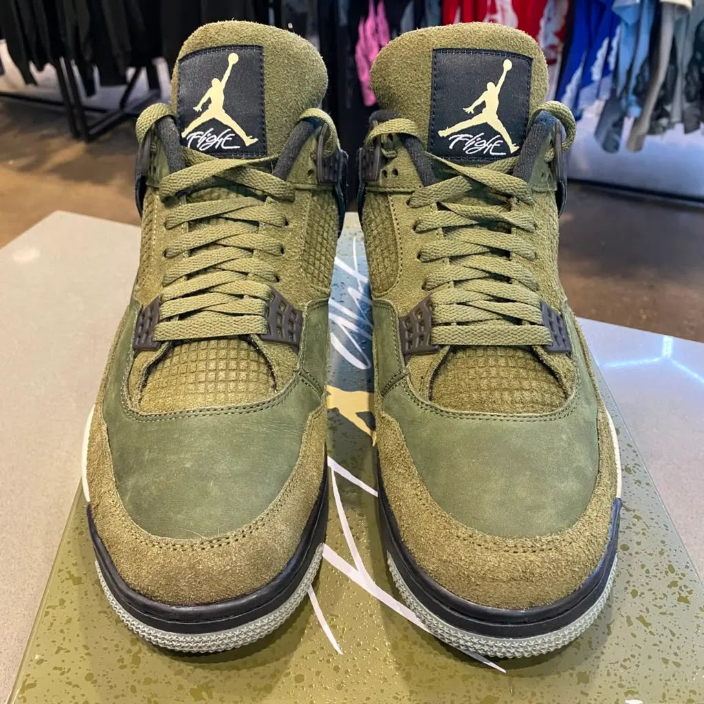 Jordan 4 Retro SE Craft Medium Olive Size 11.5 FB9927-200 - Pre-Owned