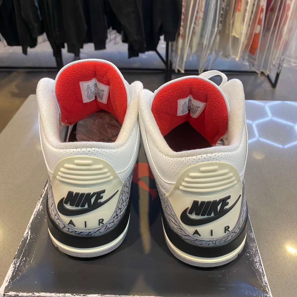 Jordan 3 Retro White Cement Reimagined Size 10 DN3707-100 - Pre-Owned