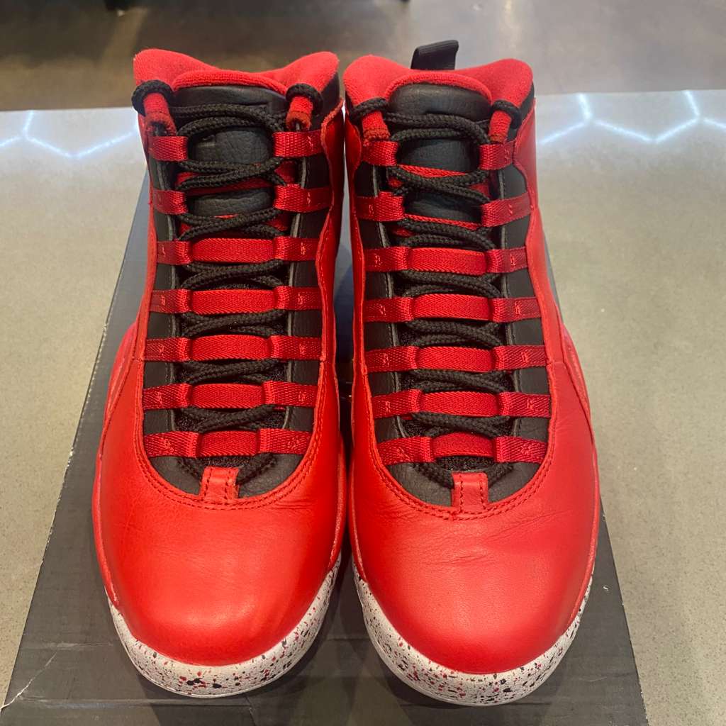 Jordan 10 Retro Bulls Over Broadway - Pre-Owned