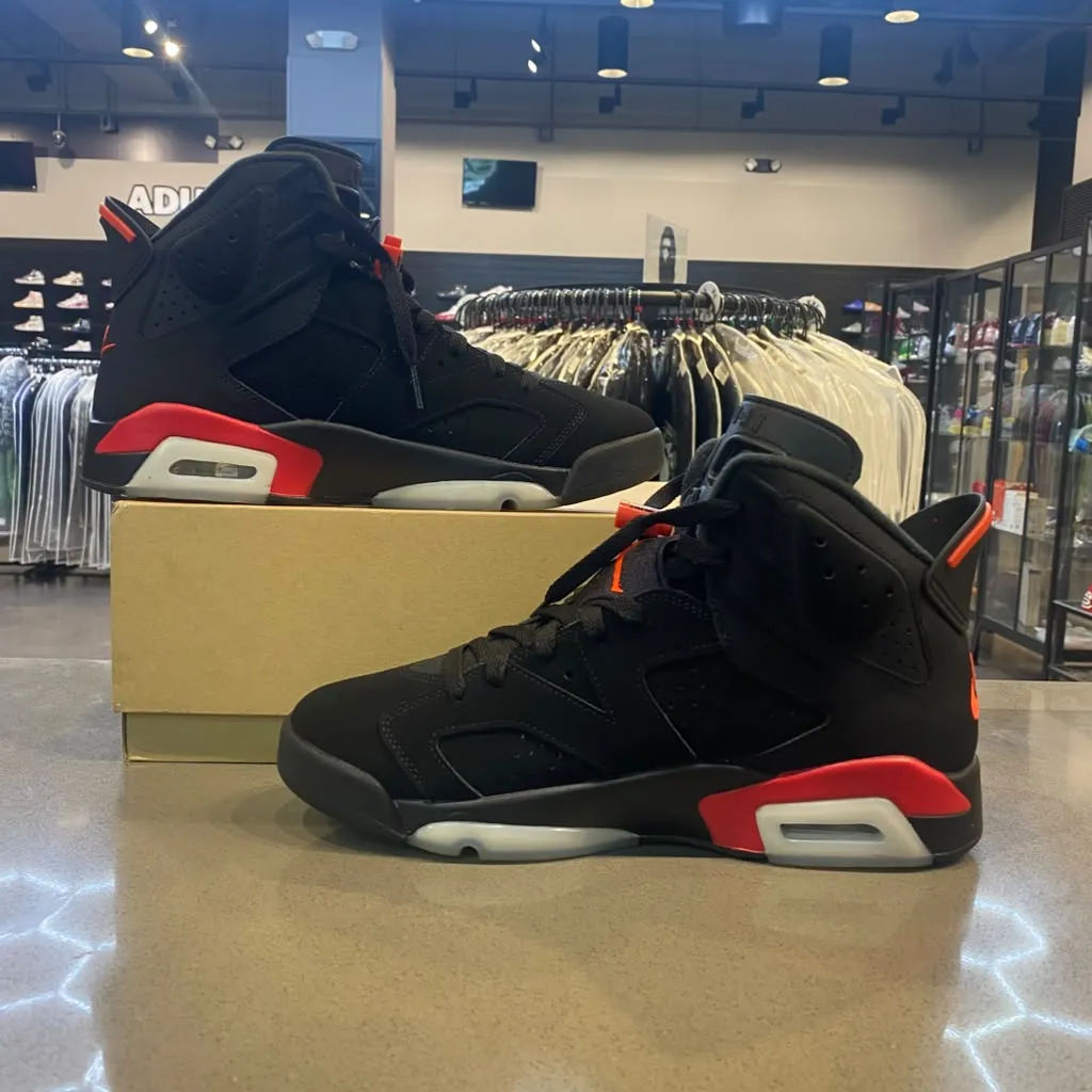 Jordan 6 Retro Infrared Salesman Size 9.5 CT8529-001 - Pre-Owned