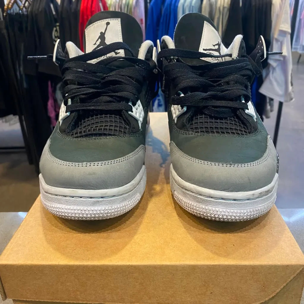 Jordan 4 Retro Fear (2024) Size 10 FQ8138-002 - Pre-Owned (Replacement Box)