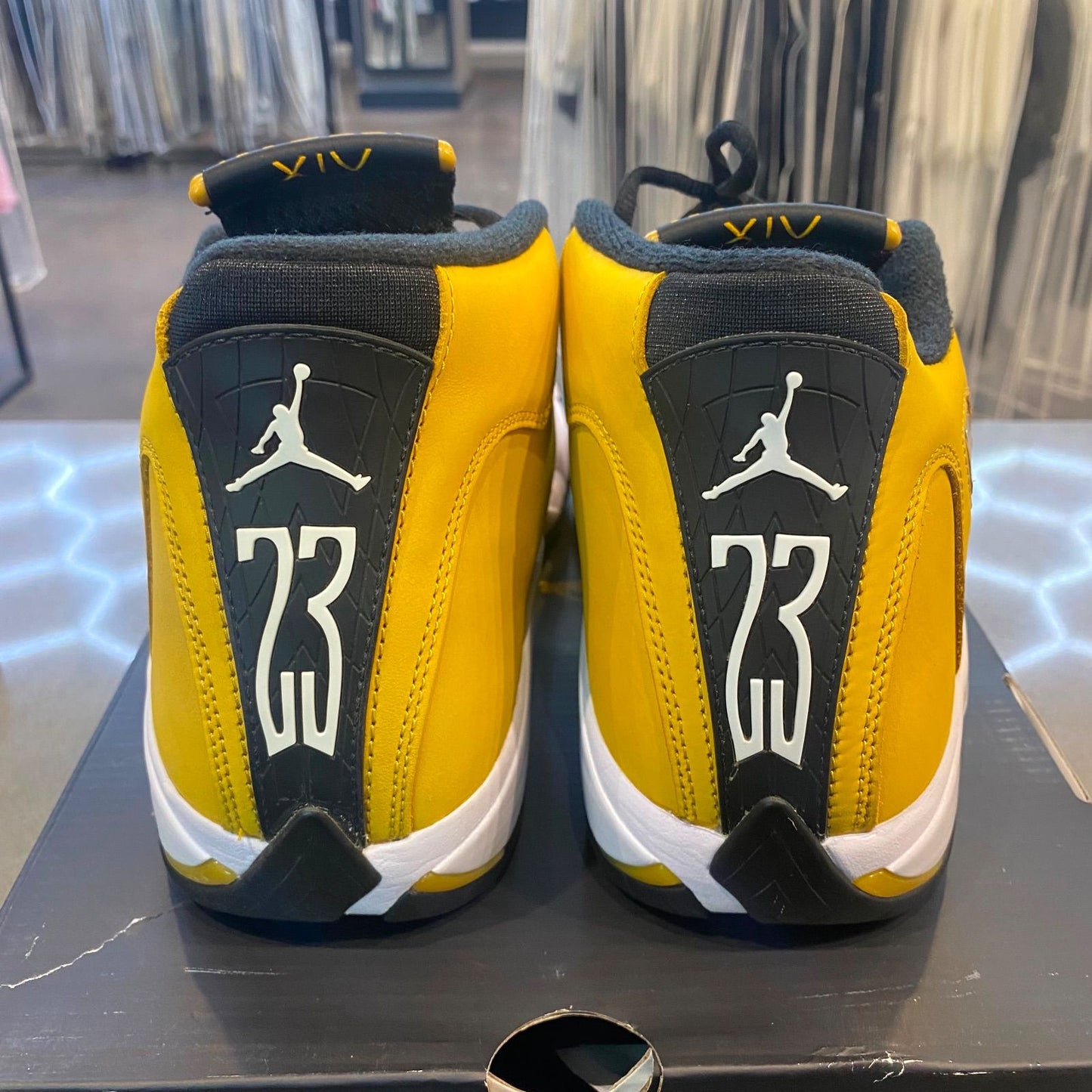 Jordan 14 Retro Light Ginger (2022) - Pre-Owned