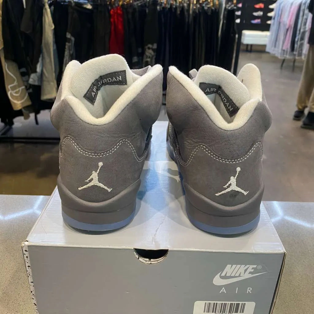 Jordan 5 Retro Wolf Grey (2026) (GS) Size 5.5Y 440888-002 - Pre-Owned