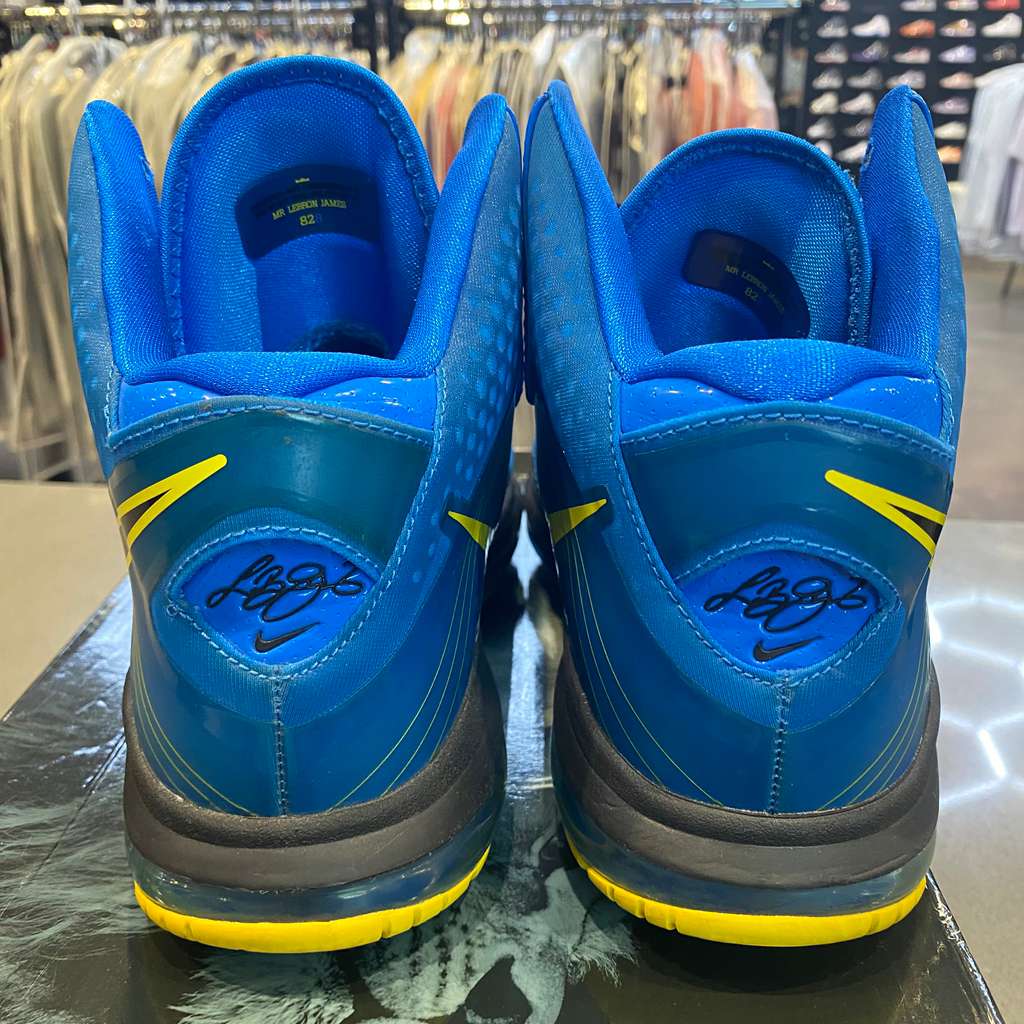 Nike LeBron 8 V/2 Entourage - Pre-Owned