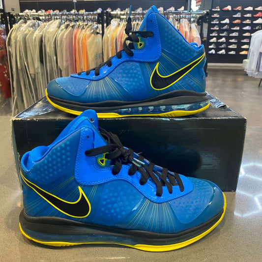 Nike LeBron 8 V/2 Entourage - Pre-Owned