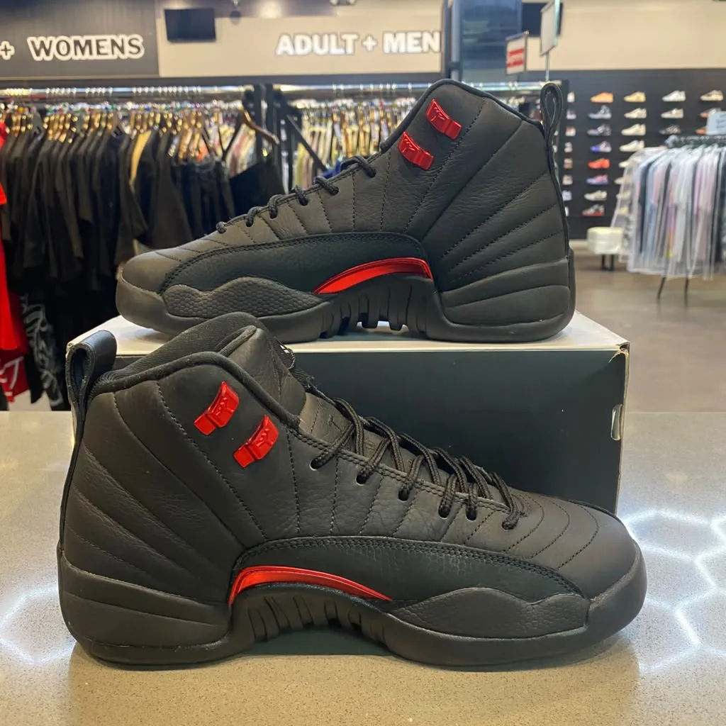 Jordan 12 Retro Bloodline (GS) Size 7Y 153265-003 - Pre-Owned