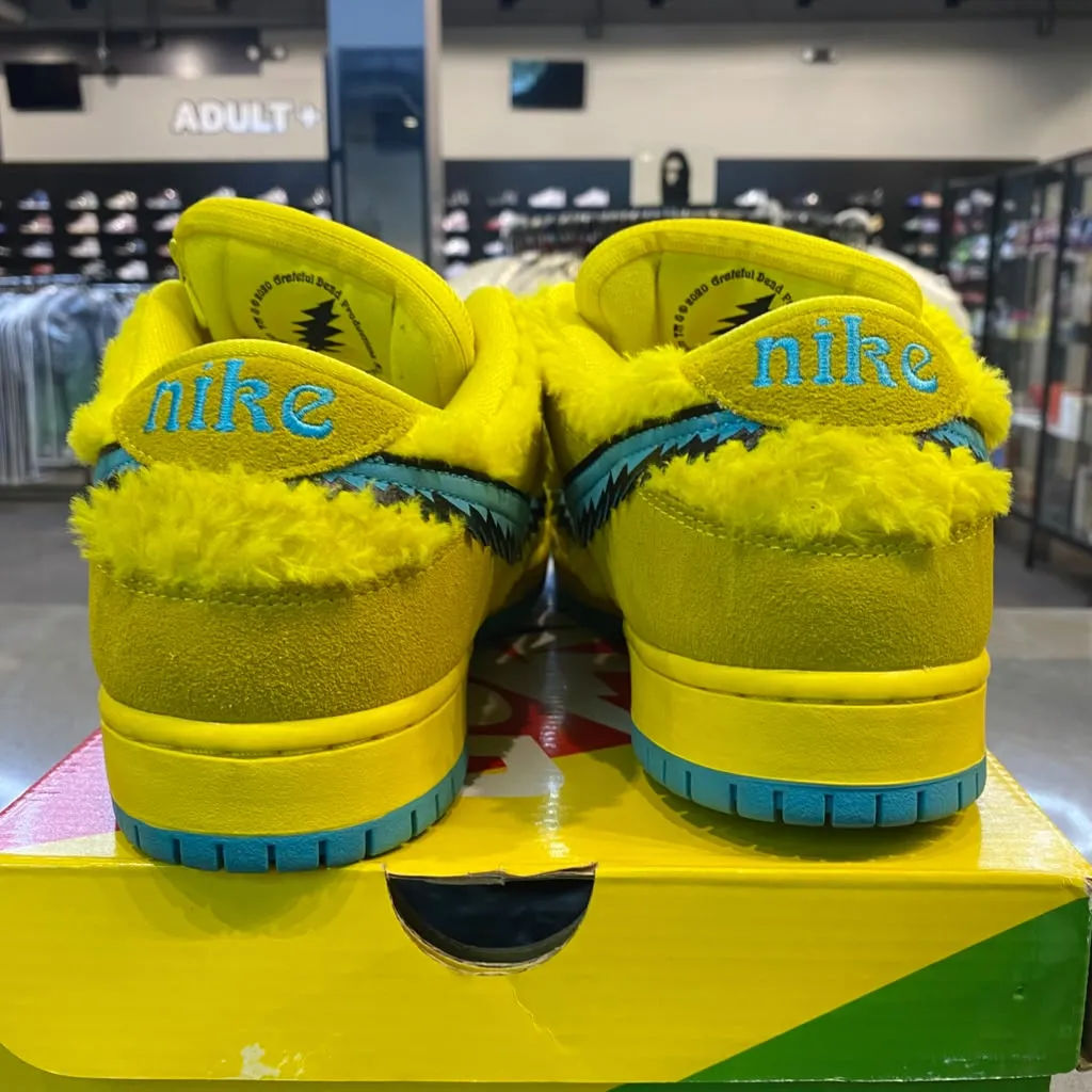 Nike SB Dunk Low Grateful Dead Bears Opti Yellow Size 10.5 CJ5378-700 - Pre-Owned