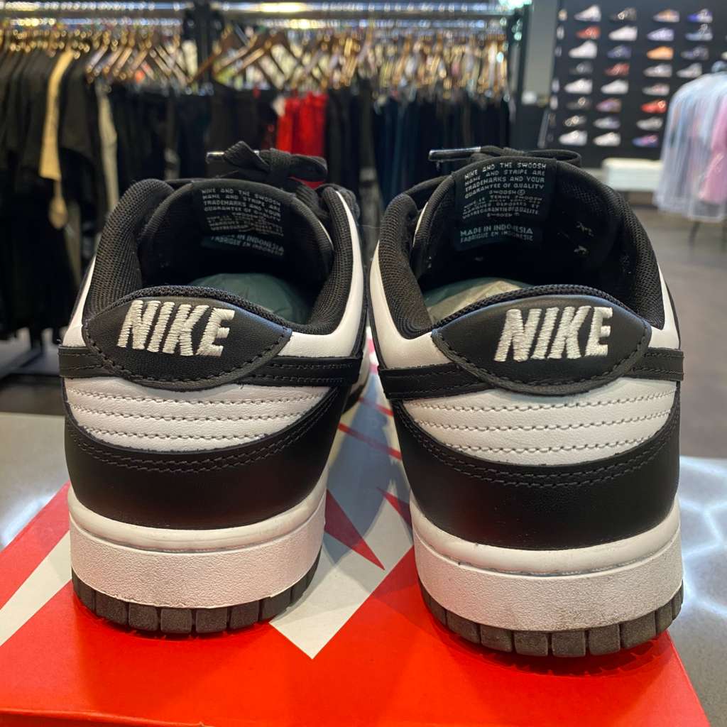 Nike Dunk Low Retro White Black Panda Size 9 DD1391-100 - Pre-Owned