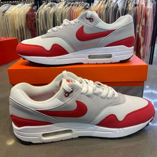 Nike Air Max 1 Anniversary Red (2017/2018 Restock Pair) Size 11.5 908375-103 - Pre-Owned