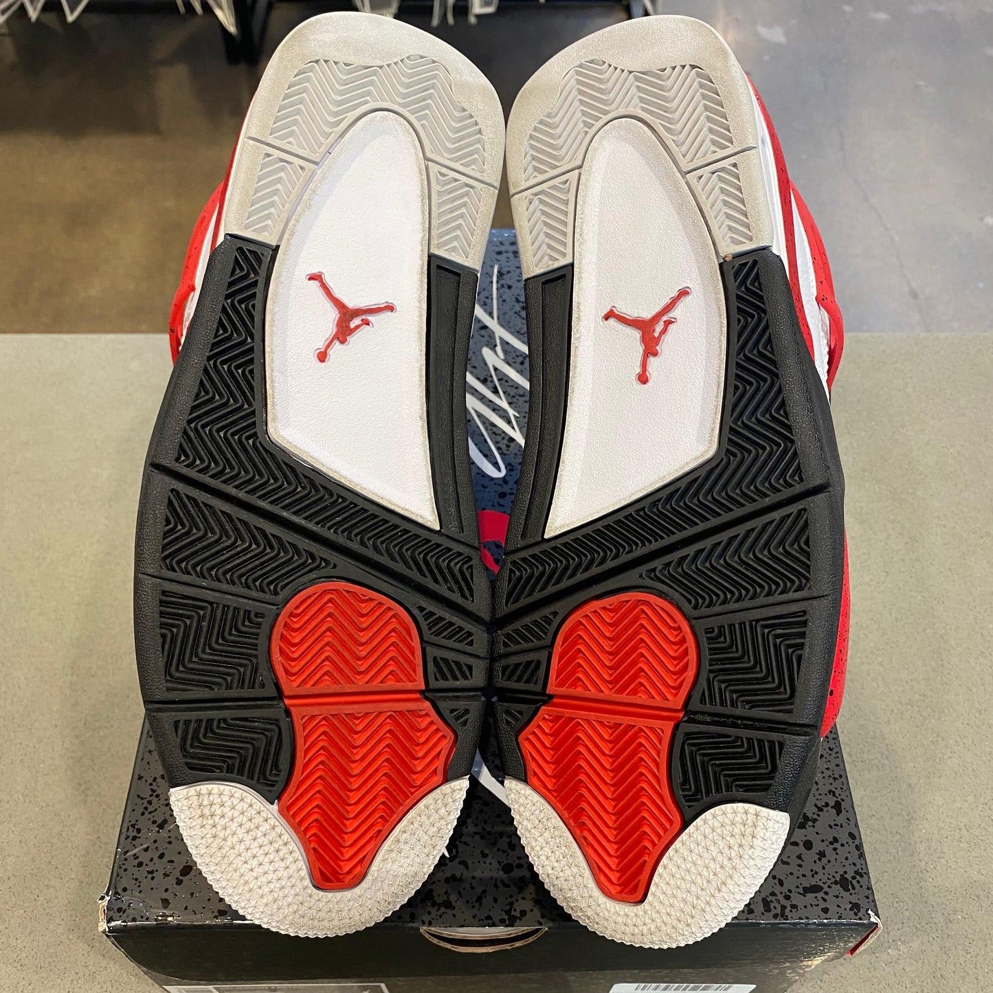 Jordan 4 Retro Red Cement - Pre-Owned