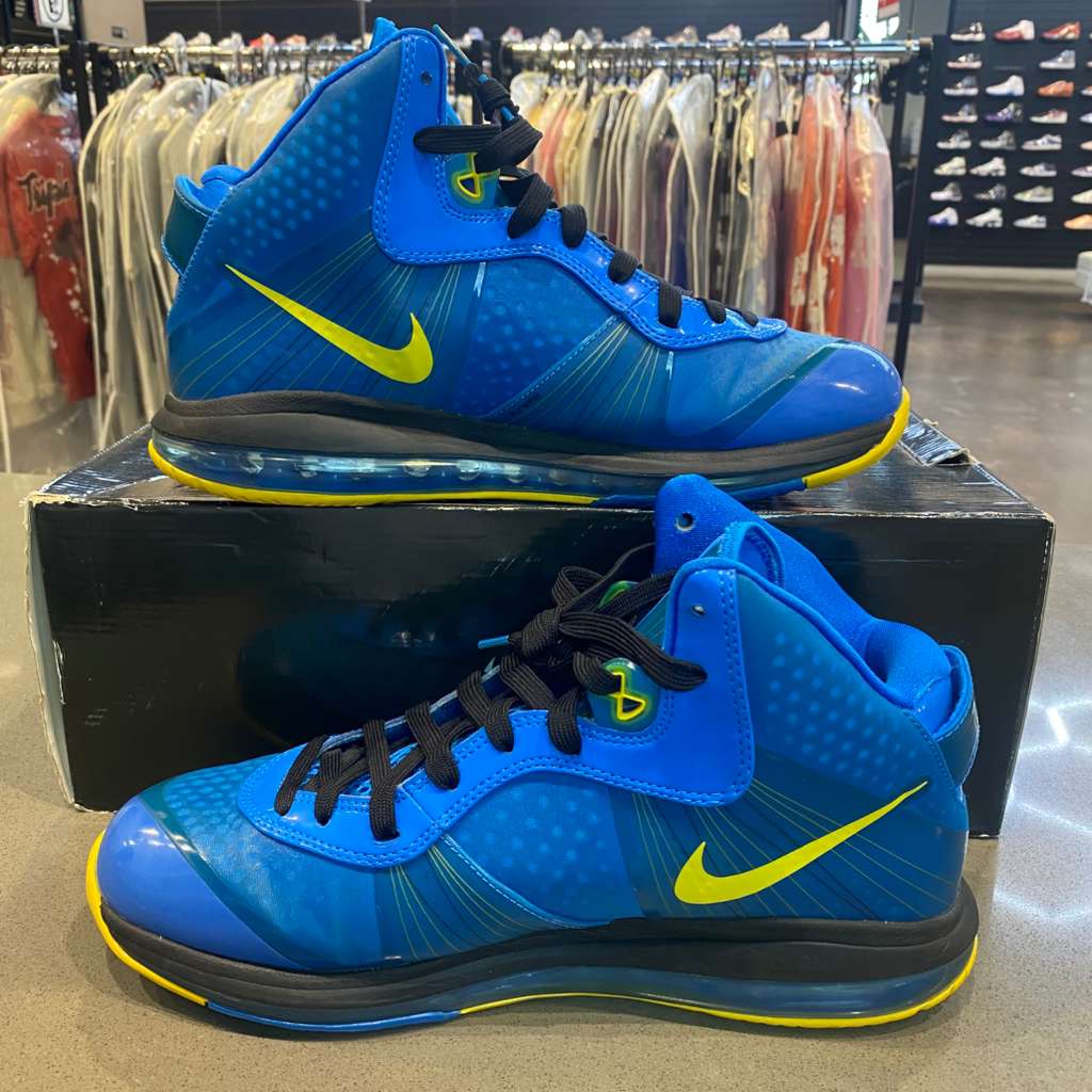 Nike LeBron 8 V/2 Entourage - Pre-Owned