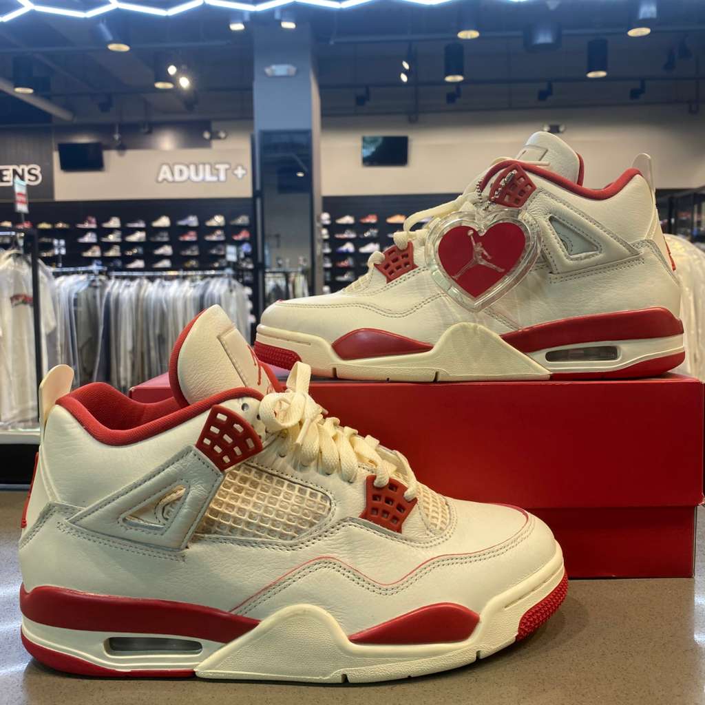 Jordan 4 Retro Valentine's Day Sierra Red (Women's) Size 10W HV0823-108 - Pre-Owned