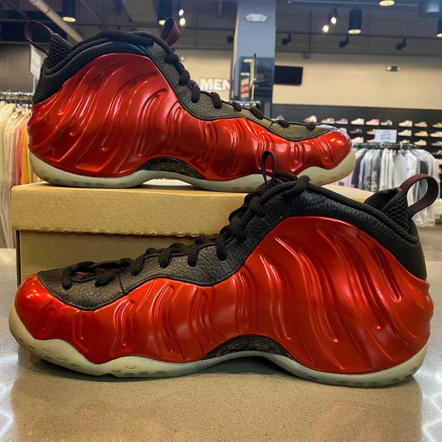 Nike Air Foamposite One Metallic Red (2023) - Pre-Owned (Replacement Box)