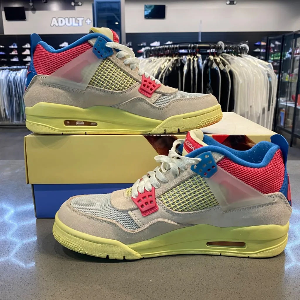 Jordan 4 Retro Union Guava Ice Size 9.5 DC9533-800 - Pre-Owned