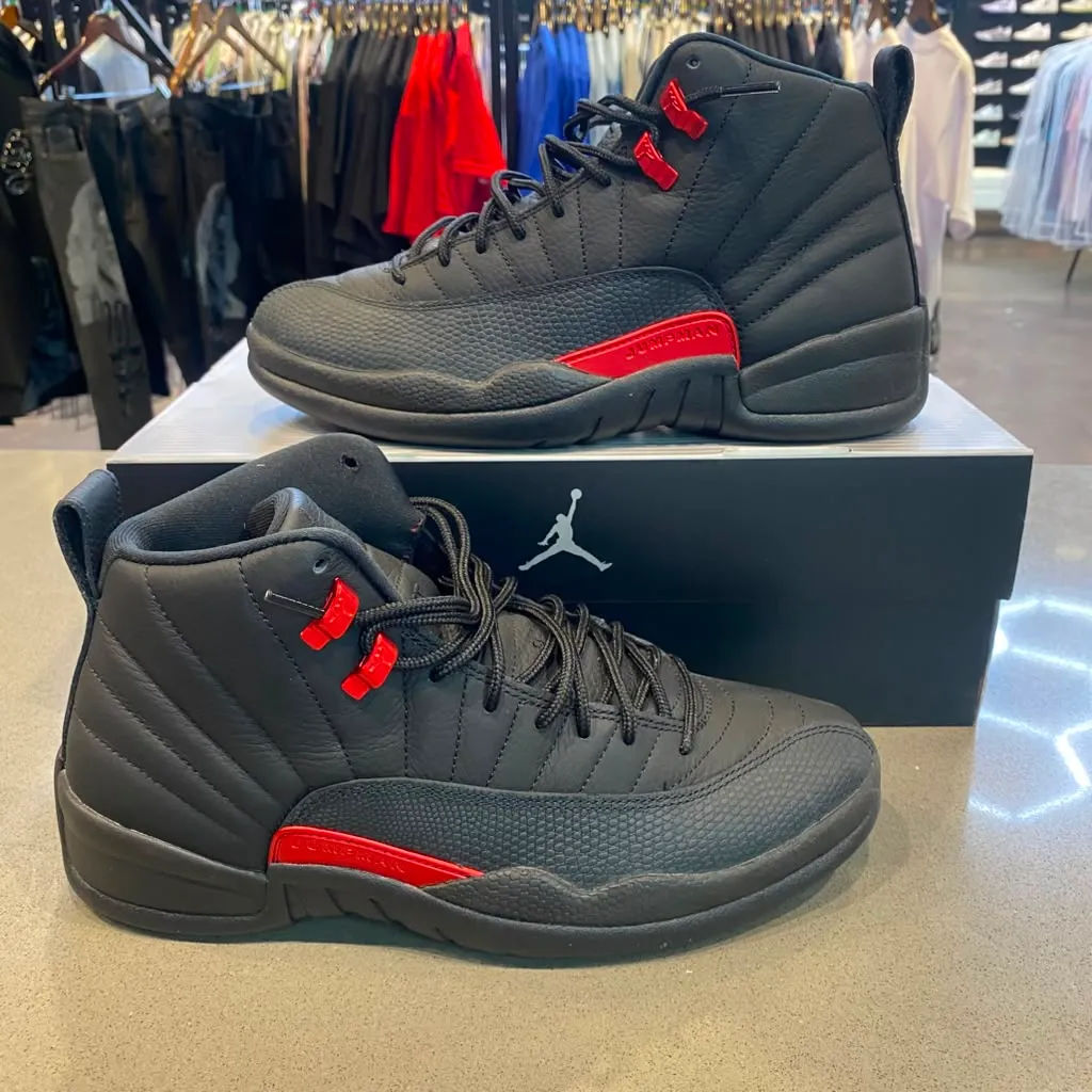 Jordan 12 Retro Bloodline Size 8.5 CT8013-003 - Pre-Owned