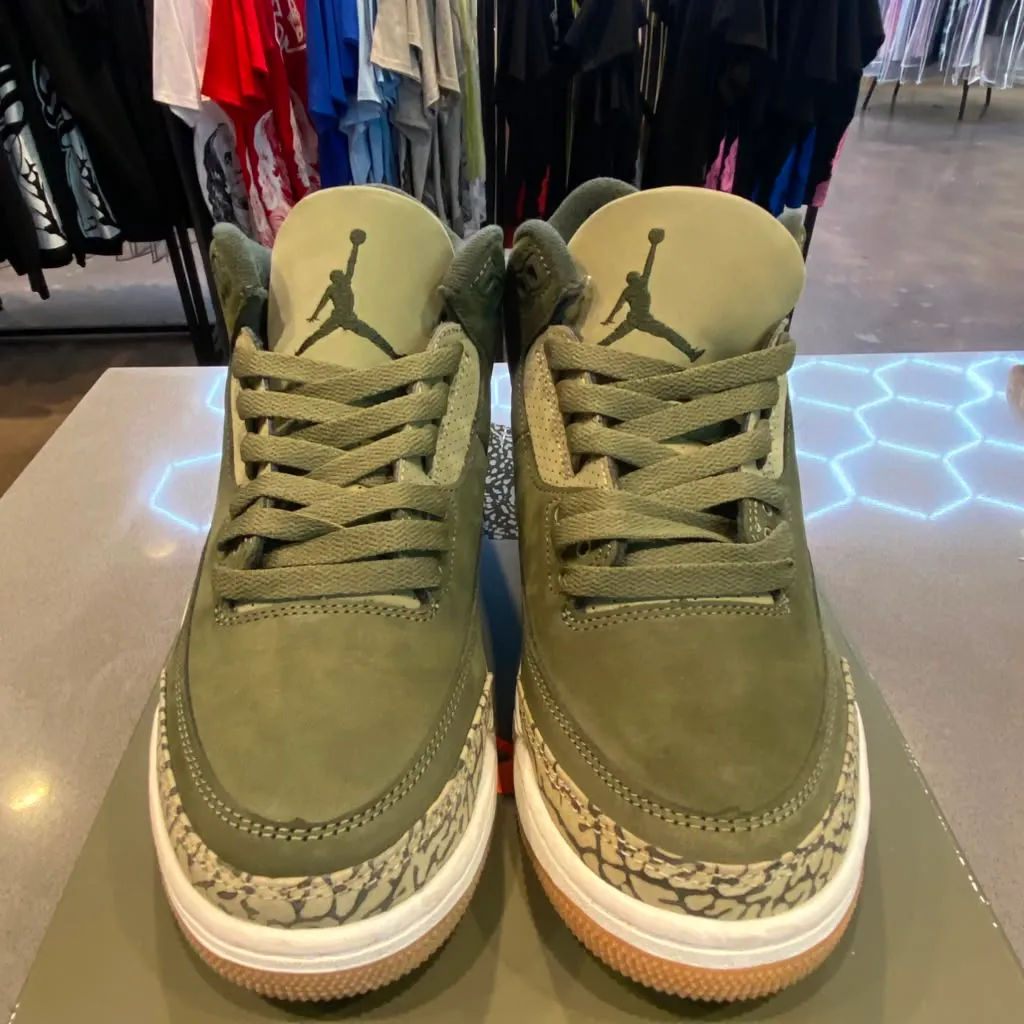 Jordan 3 Retro Family Affair Size 7.5 DN3707-202 - Pre-Owned