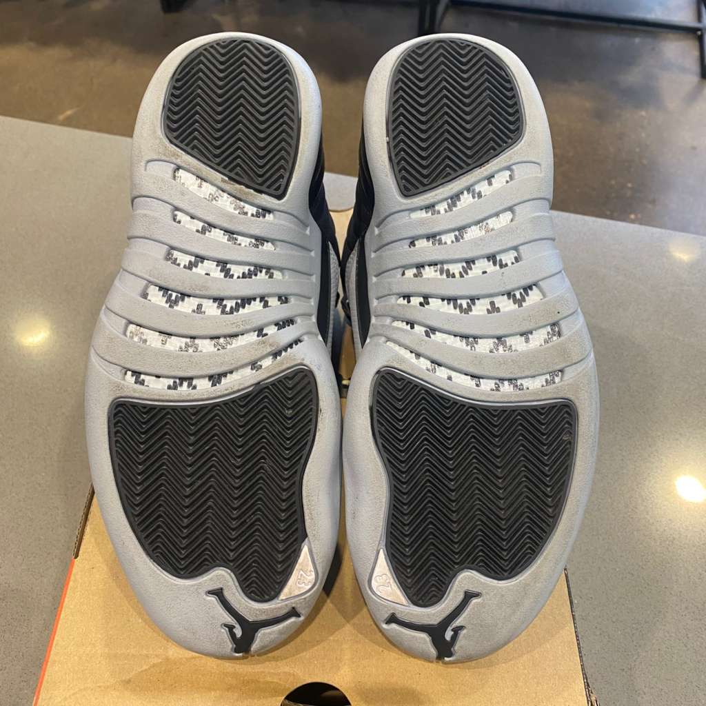 Jordan 12 Retro Barons Size 8 CT8013-010 - Pre-Owned