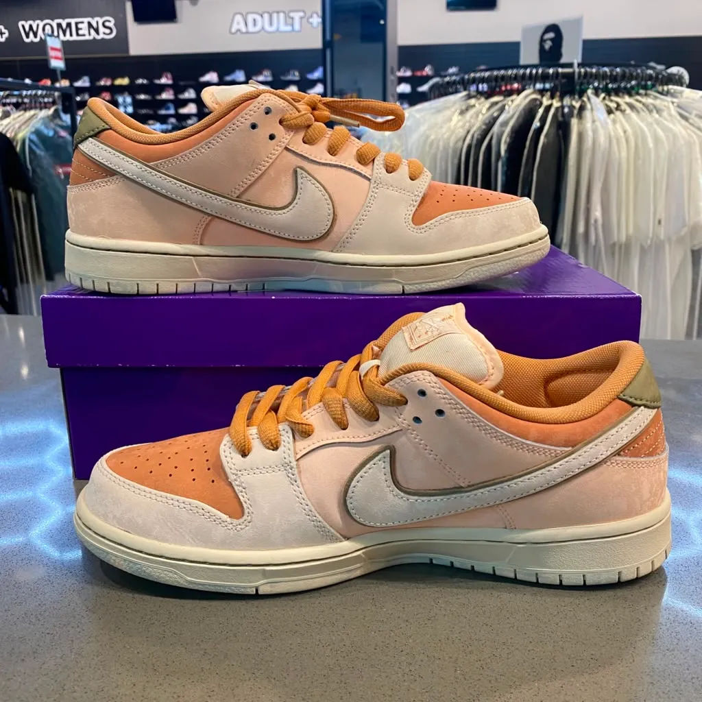Nike SB Dunk Low Trocadéro Gardens Size 9.5 FV5926-200 - Pre-Owned