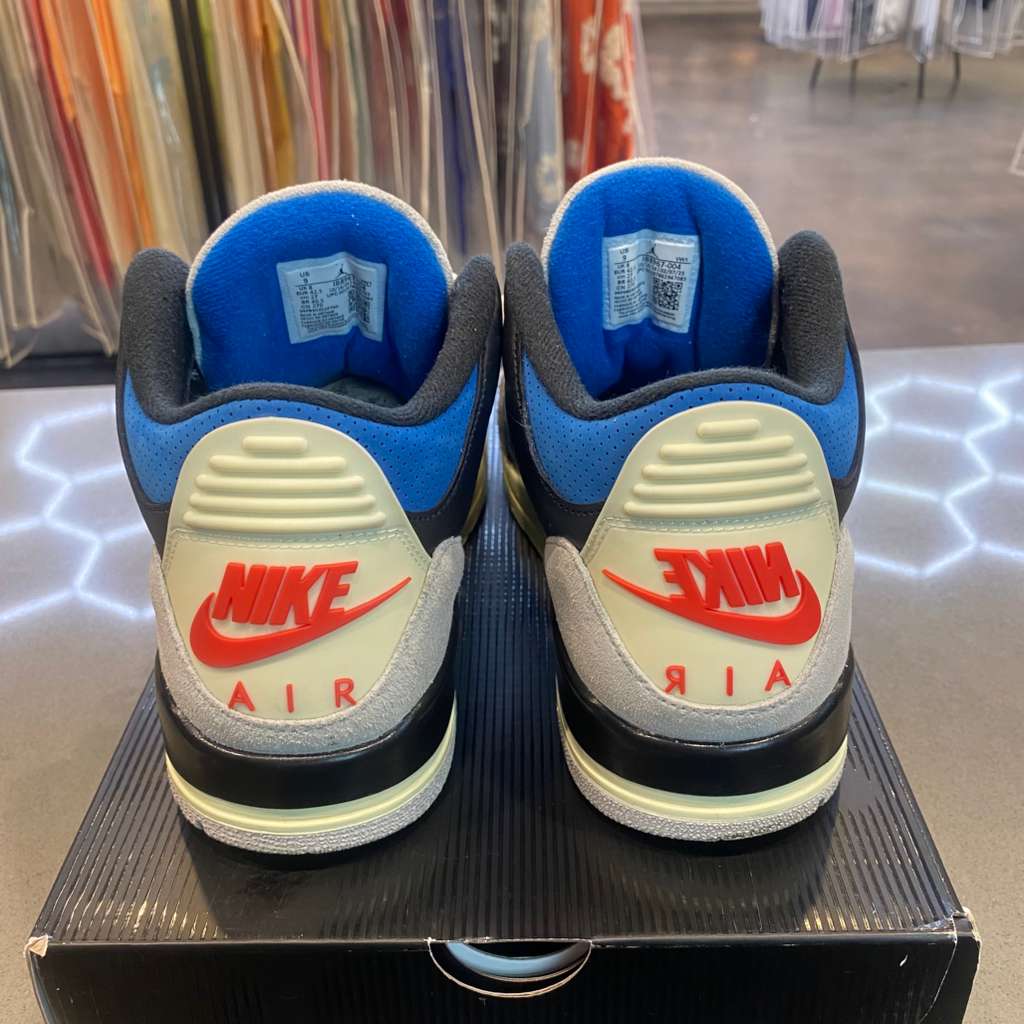 Jordan 3 Retro OG Rare Air Size 9 IB8967-004 - Pre-Owned