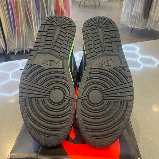 Jordan 1 Retro High Tokyo Bio Hack - Pre-Owned