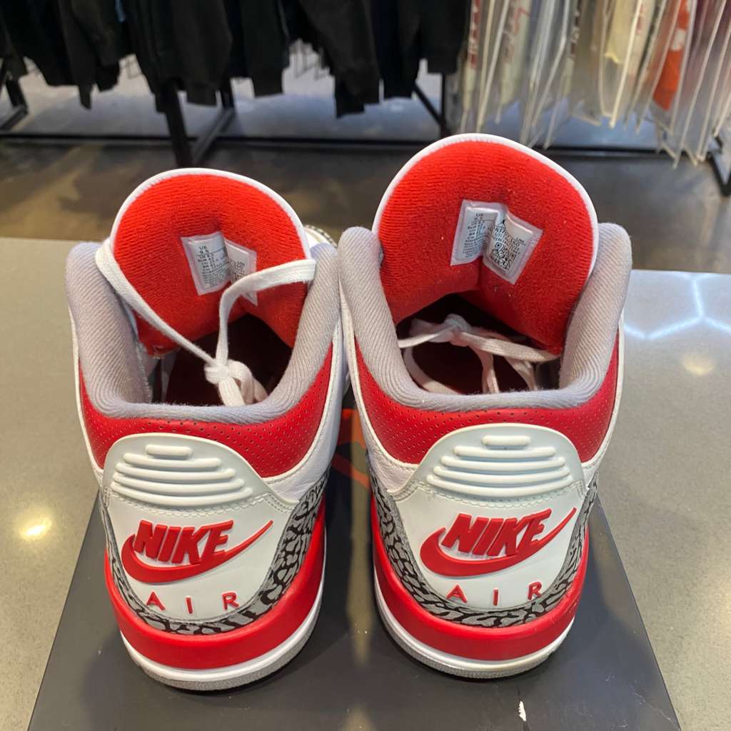 Jordan 3 Retro Fire Red (2022) Size 9.5 DN3707-160 - Pre-Owned