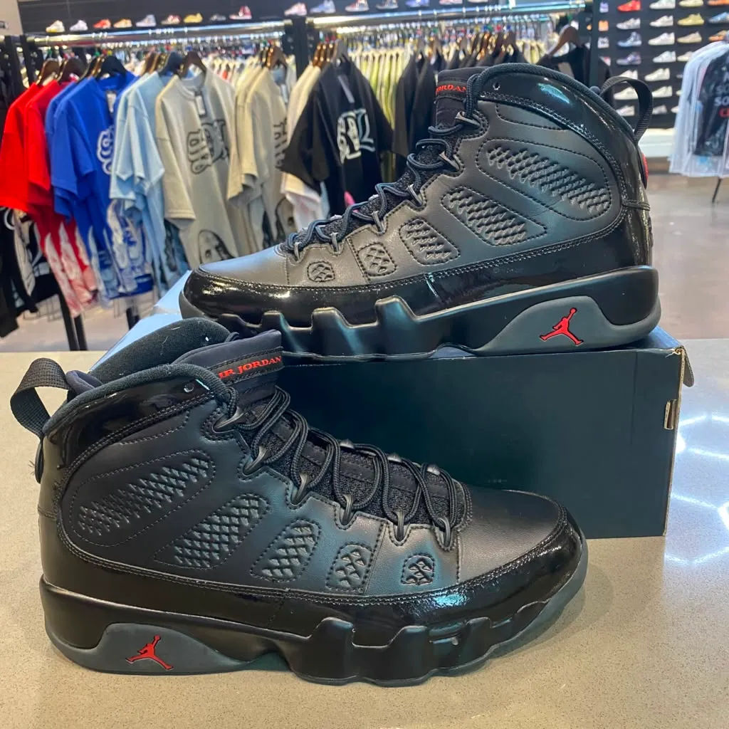 Jordan 9 Retro Bred Patent Size 12 302370-014 - Pre-Owned