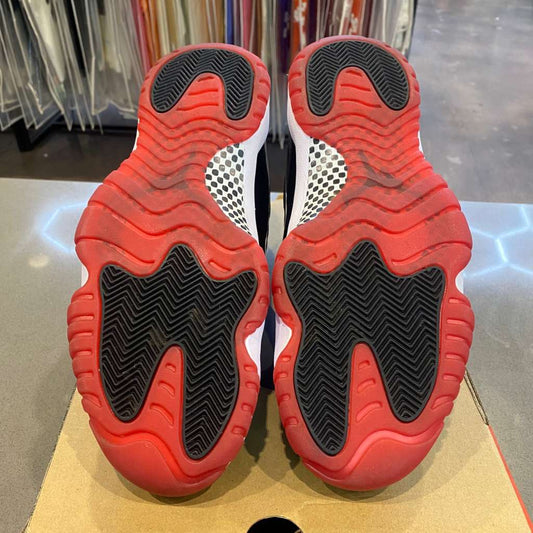 Jordan 11 Retro Playoffs Bred (2019) Size 13 378037-061 - Pre-Owned