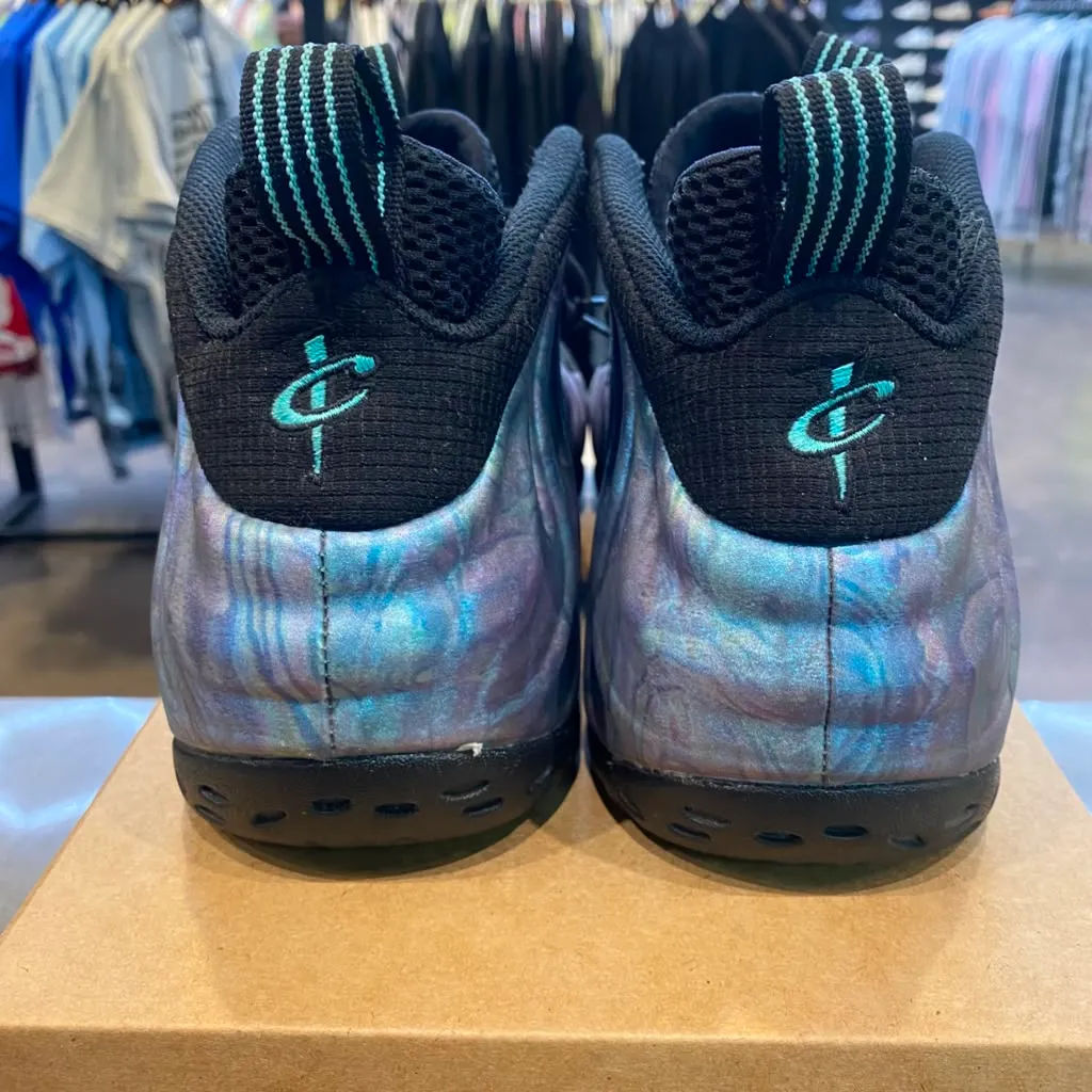 Nike Air Foamposite One Abalone Size 11.5 575420-009 - Pre-Owned (Replacement Box)