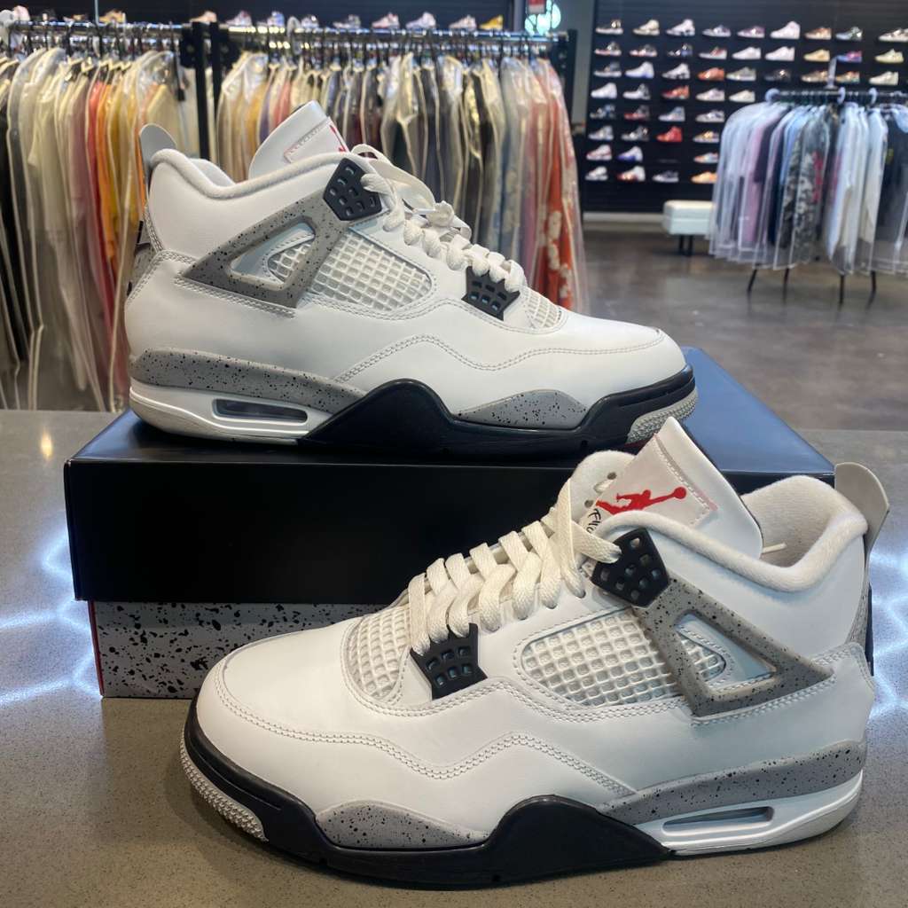 Jordan 4 Retro White Cement (2025) - Pre-Owned