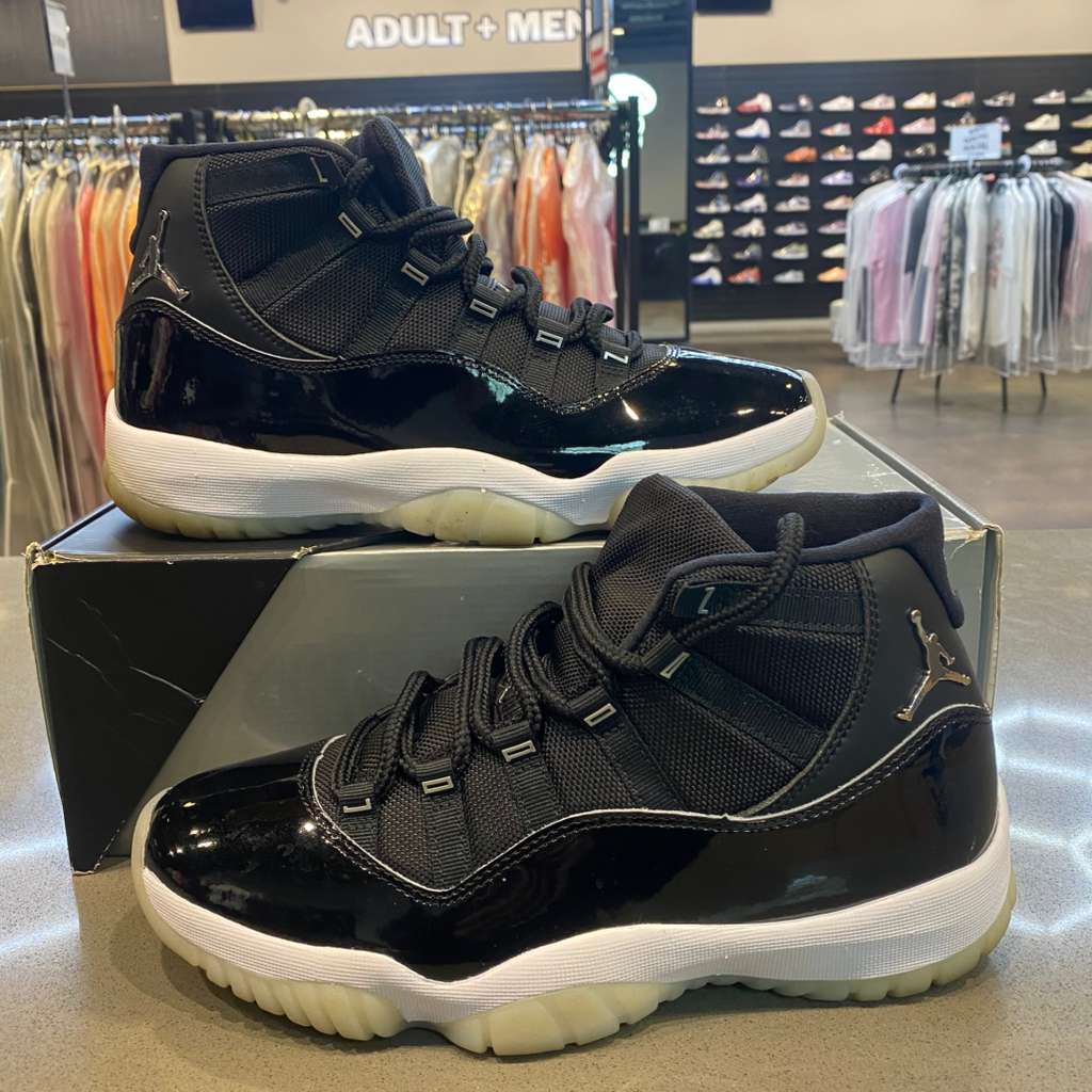 Jordan 11 Retro Jubilee 25th Anniversary - Pre-Owned