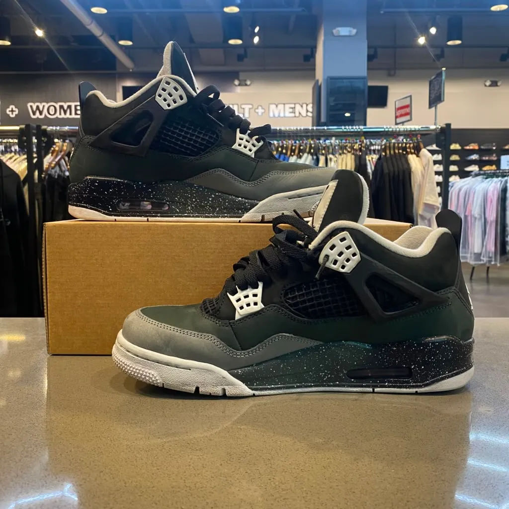 Jordan 4 Retro Fear (2024) Size 10 FQ8138-002 - Pre-Owned (Replacement Box)