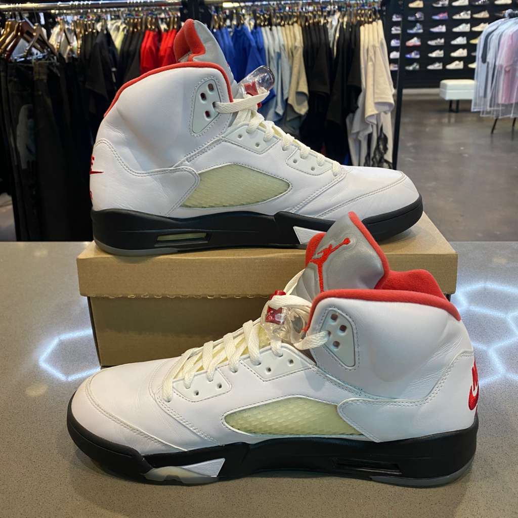 Jordan 5 Retro Fire Red Silver Tongue (2020) Size 13 DA1911-102 - Pre-Owned (Replacement Box)