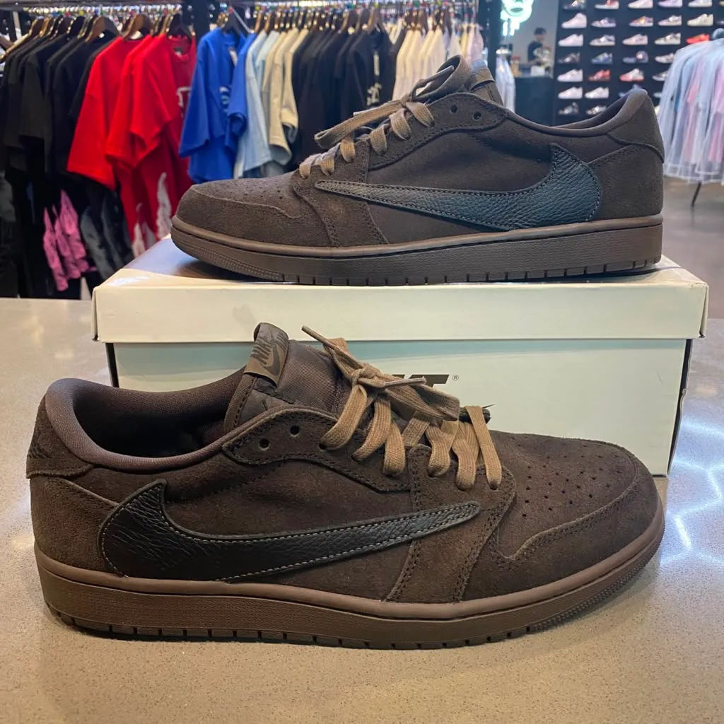Jordan 1 Retro Low OG SP Travis Scott Velvet Brown Size 11.5 DM7866-202 - Pre-Owned